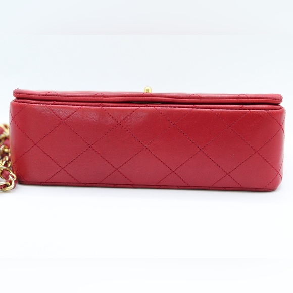 CHANEL Vintage Flap Mini Rectangle Red 1989-1991 - Picture 10 of 16
